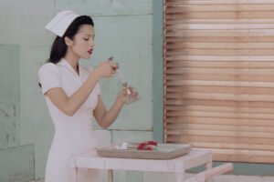 Olivia Rodrigo compartilha nova faixa melancólica ‘the cure’