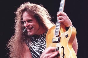 Ted Nugent adiciona mais 10 datas à turnê em constante expansão de 2026